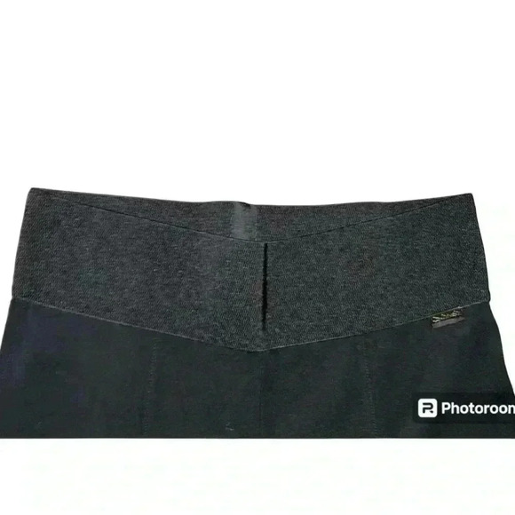 The perfect work pants. Calvin Klein size large - Picture 3 of 9